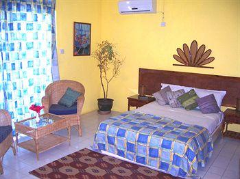 Oasis Beach Club Hotel Pointe Aux Piments Royal Road