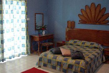 Oasis Beach Club Hotel Pointe Aux Piments Royal Road