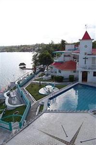 Hotel Laguna Bacalar Orthon P. Blanco Avenida Costera #479