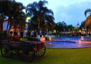 Mision Hotel Colima Boulevard Camino Real 999