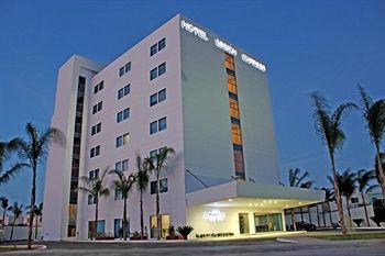 Hotel Mision Express Merida Calle 20 No 255 Entre Calles 15 y 19 Fraccionamiento Altabrisa