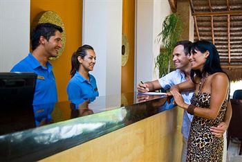 Aldea Thai Resort Playa del Carmen Av. Cozumel Mza. 81 Lote 1, entre Calle 26 y 28, Col. Centro