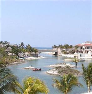 Encanto Aventuras Club All Suites Resort Puerto Aventuras Bahia Xcacel # 7 Mza. 32, Lotes 1,2,3, y 4