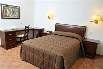 Casa Mexicana Hotel Saltillo La Fragua 2672 Col. Guanajuato Oriente