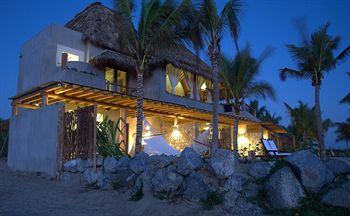 Hotel Las Palmas Zihuatanejo Lot 5, Playa Blanca