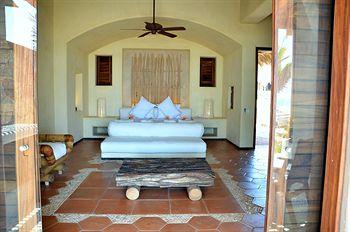 Hotel Las Palmas Zihuatanejo Lot 5, Playa Blanca