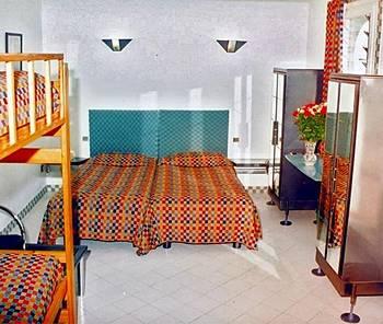 Tagadirt Hotel Agadir Bd 20 Aout