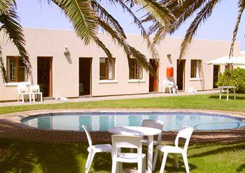 De Duine Hotel Hentiesbaai 34 Duine Road Henties Bay Windhoek Namibia