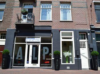 Alp Hotel Amsterdam De Clercqstraat 52