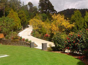 Waitakere Estate Hotel 573 Scenic Drive Waitakere