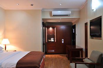 Protea Hotel Victoria Island Lagos (Nigeria) Plot 1700, Violet Yough Close
off Adetokunbo Ademola St