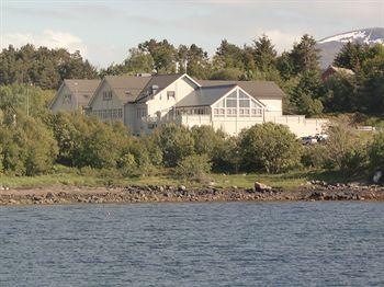 Alesund Airport Hotel Ytterland, Valderoy