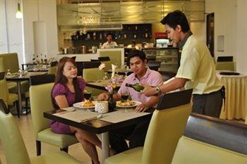 Alpa City Suites Cebu City Corner Hernan Cortes and F. Cabahug Streets