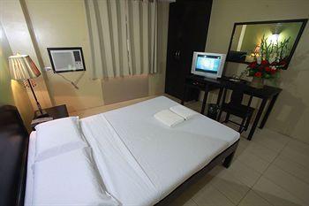 Sampaguita Suites Cebu City Plaza Garcia Building Magallanes St.