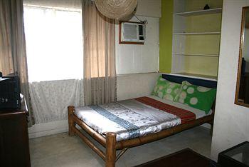 Cebu Guest House 211 General Maxilom Avenue