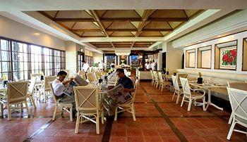 Waterfront Insular Hotel Davao Km. 5, Lanang