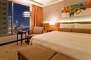 The Bellevue Hotel Muntinlupa North Bridgeway, Filinvest Corporate City, Alabang