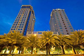 The Bellevue Hotel Muntinlupa North Bridgeway, Filinvest Corporate City, Alabang