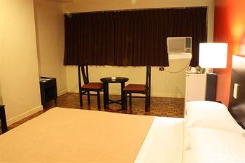 Copacabana Apartment Hotel Pasay City 264 EDSA Extension