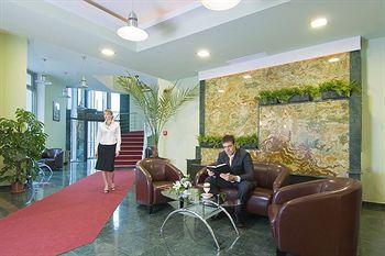 Hotel Ambient Brasov Bulevardul Iuliu Maniu 27