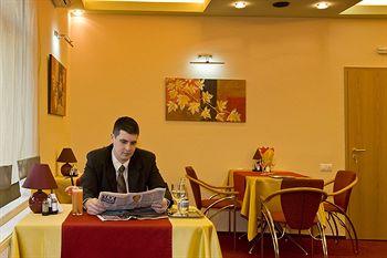 Hotel Ambient Brasov Bulevardul Iuliu Maniu 27