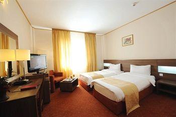 Rin Airport 4 Star Hotel Otopeni Calea Bucureştilor 255A