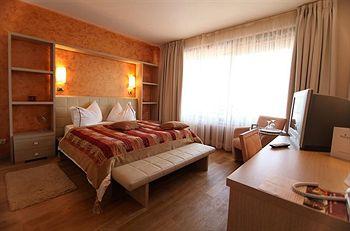 Tulip Inn Sunny Hill Cluj-Napoca 31 A Fagetului Street