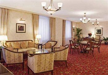 Moscow Marriott Royal Aurora Hotel Petrovka Street 11/20