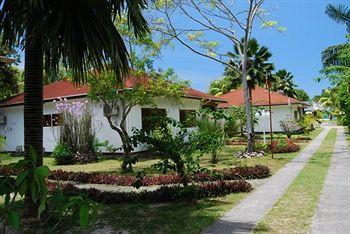 The Islanders Guesthouse Praslin Anse Kerlan