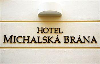 Michalska Brana Hotel Bratislava Bastova 4