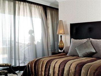 Raphael Penthouse Suites Johannesburg South Tower Nelson Mandela Square Fifth Street Sandton Sandown