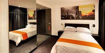 Lamunu Hotel Johannesburg 90 De Korte Street, Braamfontein
