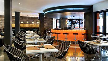 Lamunu Hotel Johannesburg 90 De Korte Street, Braamfontein