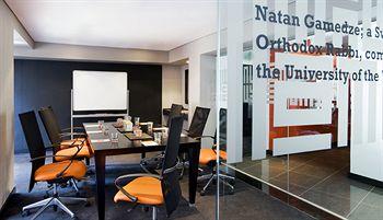 Lamunu Hotel Johannesburg 90 De Korte Street, Braamfontein