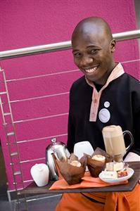 Lamunu Hotel Johannesburg 90 De Korte Street, Braamfontein