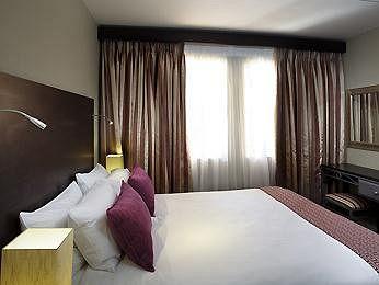 Mercure Johannesburg Bedfordview Hotel 33 Bradford Road