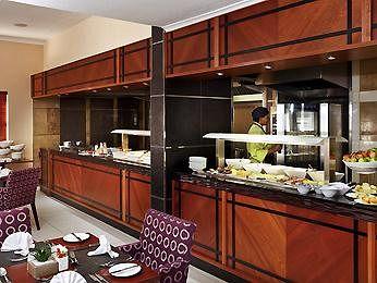 Mercure Johannesburg Bedfordview Hotel 33 Bradford Road