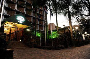 Hotel 224 Pretoria Corner of Schoeman and Leyds Street Arcadia