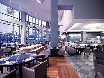 Hotel Pullman Ambassador City7 Changwon 122 Daewon-dong