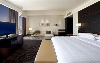 Sheraton Hotel Incheon 6-9 Songdo-dong Yeonsu-gu