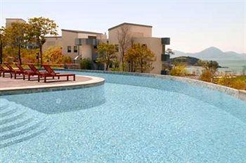 Hilton Golf and Spa Resort Namhae San 35-5 Doekwol-ri, Nam-myeon