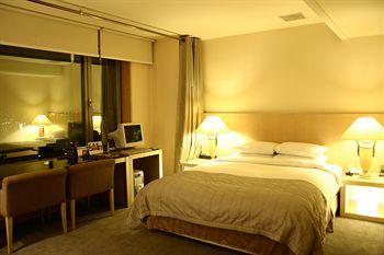 Blue Pearl Hotel Seoul 129-3,4,6 Cheongnam-Dong Gangnam-Gu