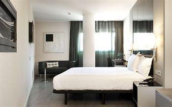 AC Sants Hotel Barcelona Passeig de Sant Antoni 36-40