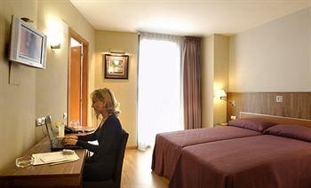 Evenia Rocafort Hotel Barcelona C/ Rocafort, 23-25