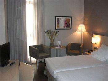 Husa Via Barcelona Hotel Sant Joan Despi Maria Tarrida 6-7