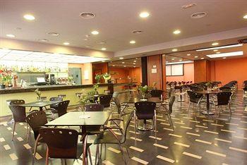 Hotel Ronda Lesseps Barcelona C/ Ballester 77 - 81