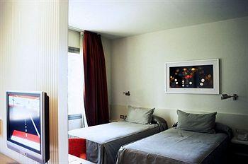 Amister Hotel Barcelona Av. Roma, 93-95