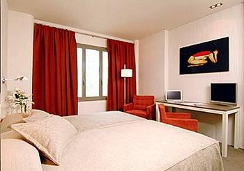 Amister Hotel Barcelona Av. Roma, 93-95