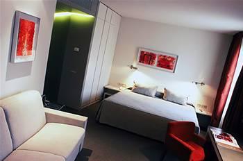 Amister Hotel Barcelona Av. Roma, 93-95