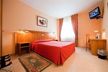 Rey Arturo Hotel Burgos Ctra N-620 Pk 6,600